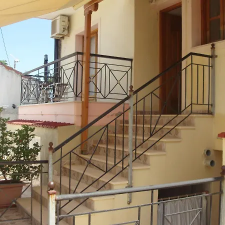 Hl * Skiathos